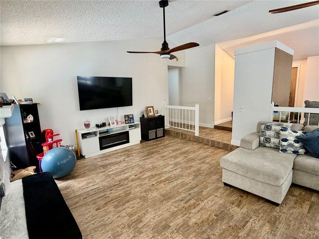 15306 WINTERWIND DRIVE, Tampa, FL 33624