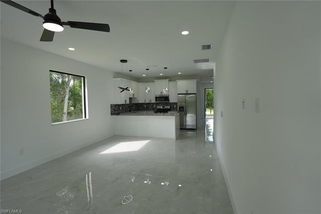 379 Selkirk AVE, Lehigh Acres, FL 33974