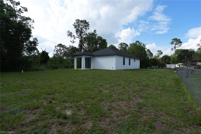 379 Selkirk AVE, Lehigh Acres, FL 33974