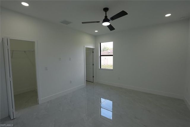379 Selkirk AVE, Lehigh Acres, FL 33974