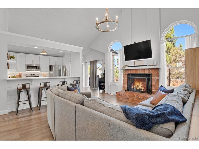 16 S Amherst St, Castle Rock, CO 80104