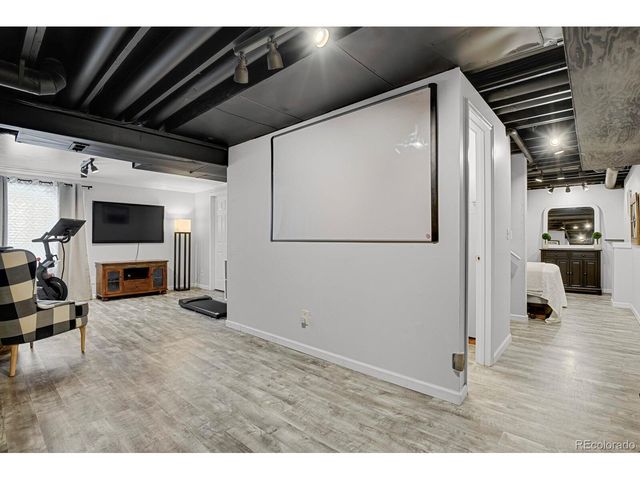 16 S Amherst St, Castle Rock, CO 80104