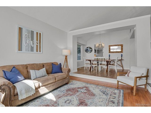 16 S Amherst St, Castle Rock, CO 80104