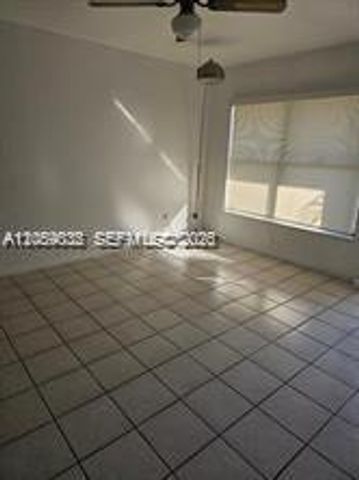 2505 W 67th Pl 22-27, Hialeah, FL 33016
