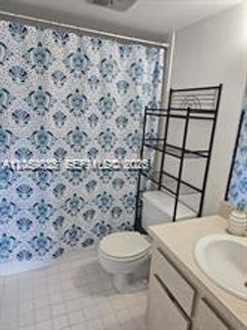 2505 W 67th Pl 22-27, Hialeah, FL 33016