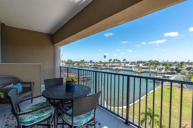 300 CAPRI BOULEVARD 6, Treasure Island, FL 33706