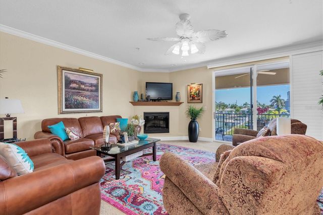 300 CAPRI BOULEVARD 6, Treasure Island, FL 33706