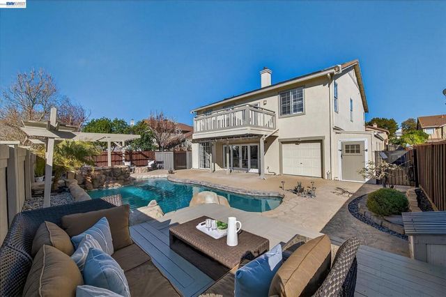 1426 Jayhawk Ln, Livermore, CA 94551