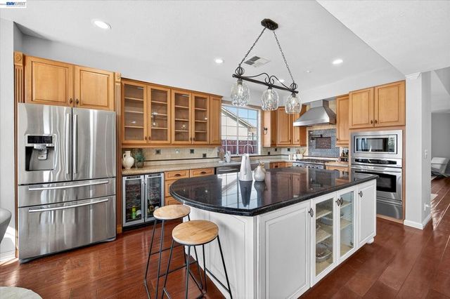 1426 Jayhawk Ln, Livermore, CA 94551