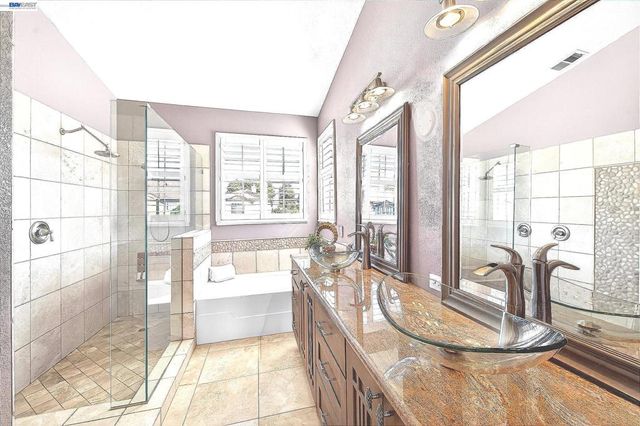 1426 Jayhawk Ln, Livermore, CA 94551