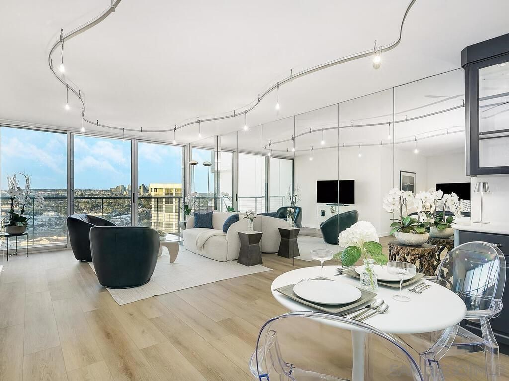 1720 Avenida del Mundo 1601, Coronado, CA 92118