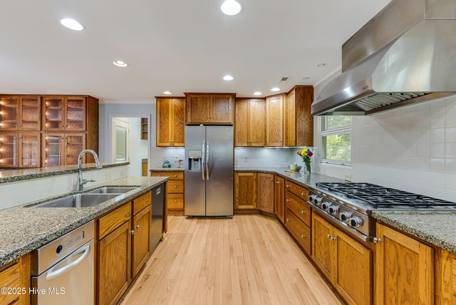 241 Ash Road, Southport, NC 28461