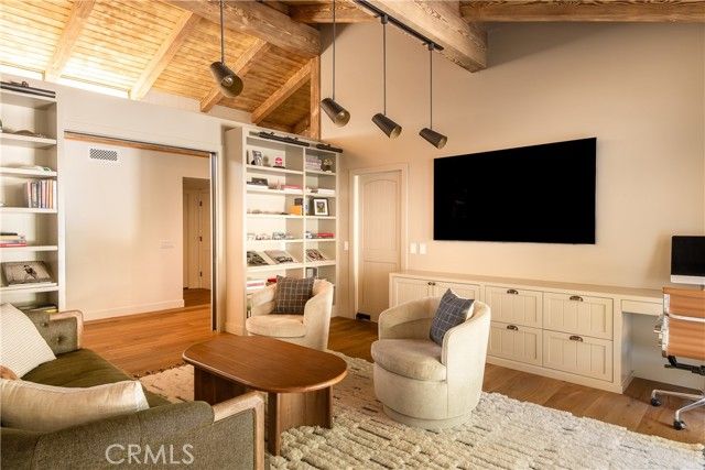 3620 River Farm Drive, Westlake Village, CA 91361