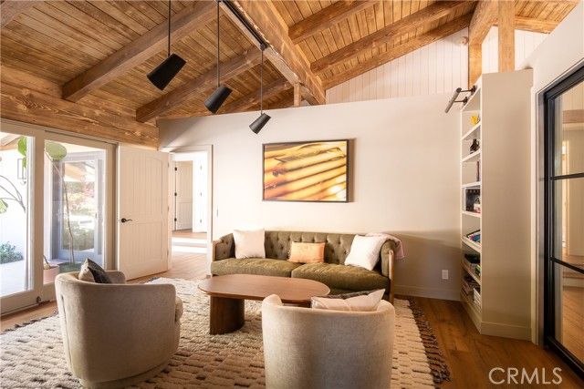 3620 River Farm Drive, Westlake Village, CA 91361