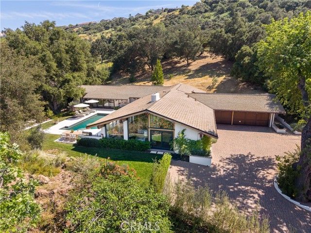 3620 River Farm Drive, Westlake Village, CA 91361