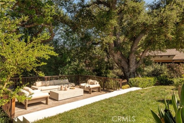 3620 River Farm Drive, Westlake Village, CA 91361