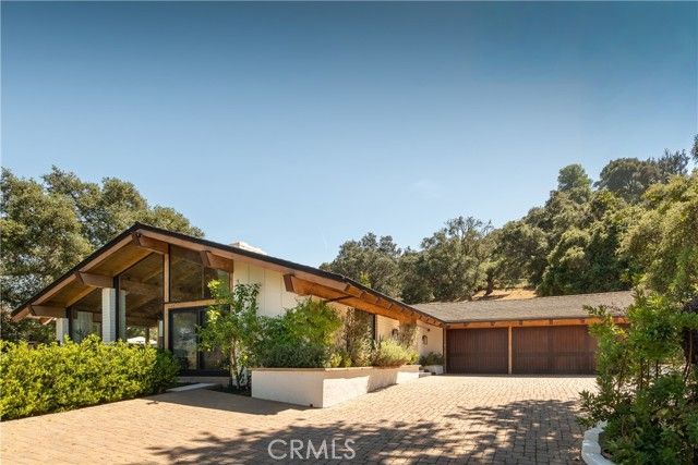 3620 River Farm Drive, Westlake Village, CA 91361