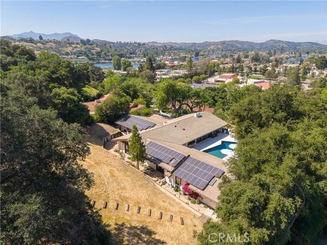 3620 River Farm Drive, Westlake Village, CA 91361