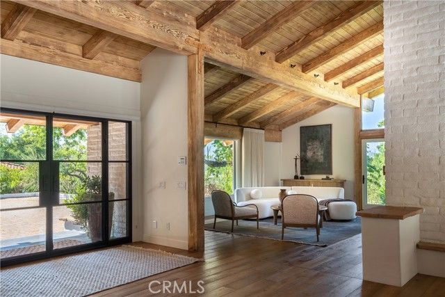 3620 River Farm Drive, Westlake Village, CA 91361