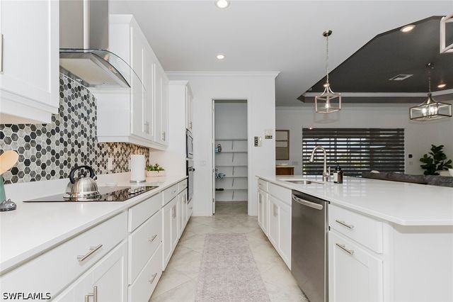 5938 Berwick LN, Ave Maria, FL 34142