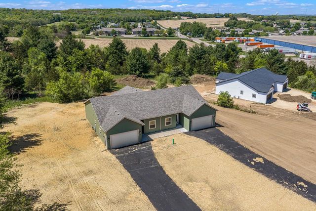 408 mine Road, Baraboo, WI 53913