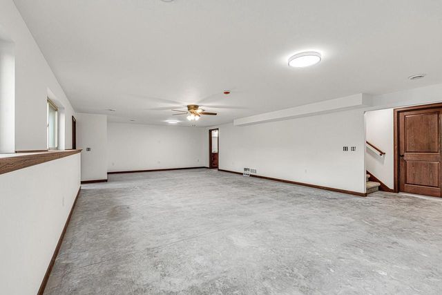 408 mine Road, Baraboo, WI 53913