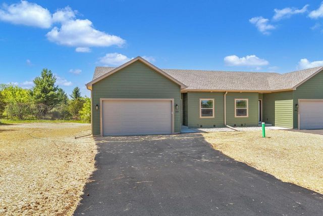408 mine Road, Baraboo, WI 53913