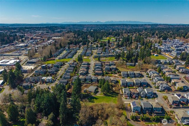 13658 NE 126th Place, Kirkland, WA 98034