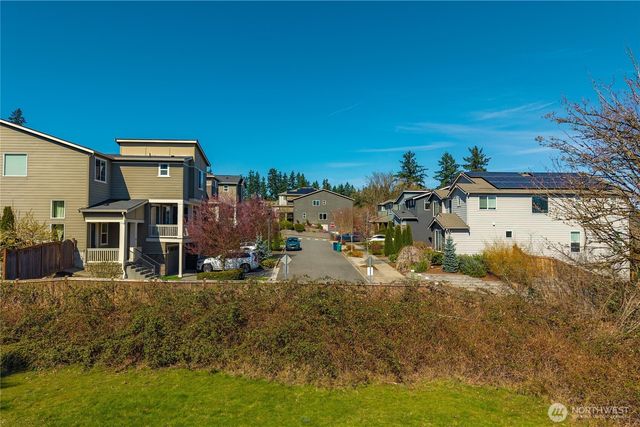 13658 NE 126th Place, Kirkland, WA 98034