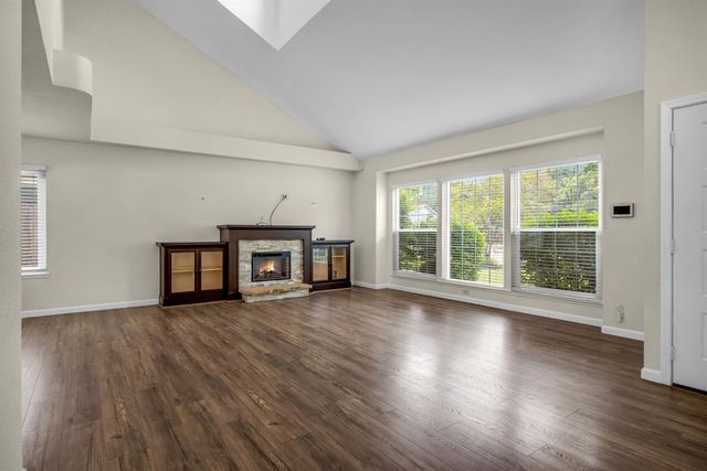 2894 Clemson Dr, Cameron Park, CA 95682