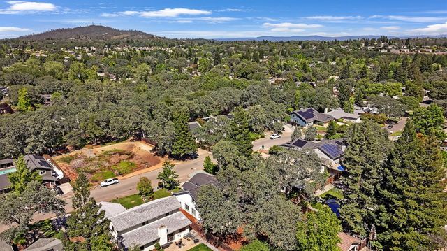 2894 Clemson Dr, Cameron Park, CA 95682