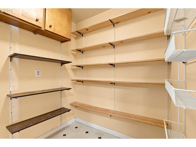 11015 Se 54TH Pl, Milwaukie, OR 97222