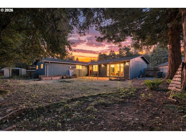 11015 Se 54TH Pl, Milwaukie, OR 97222