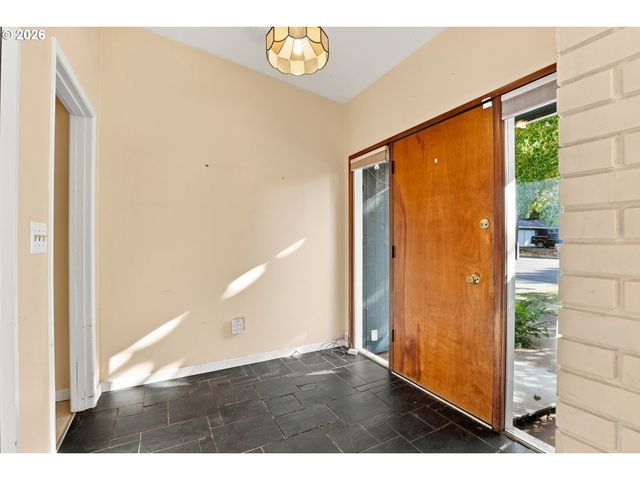 11015 Se 54TH Pl, Milwaukie, OR 97222