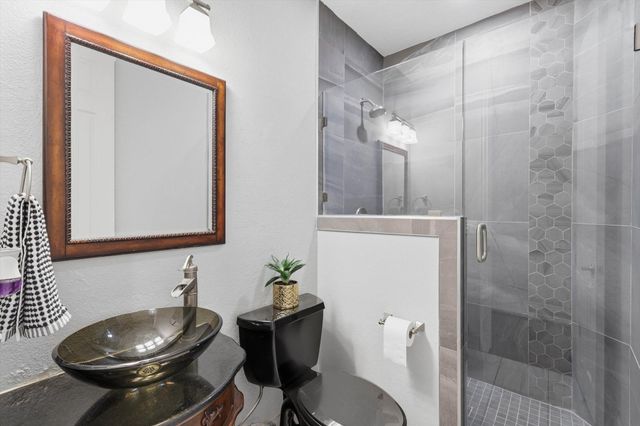 3201 Shadow Wood Circle, Highland Village, TX 75077