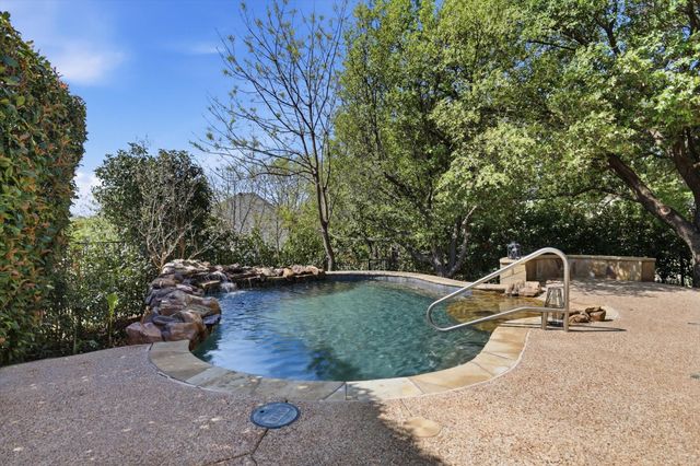 3201 Shadow Wood Circle, Highland Village, TX 75077