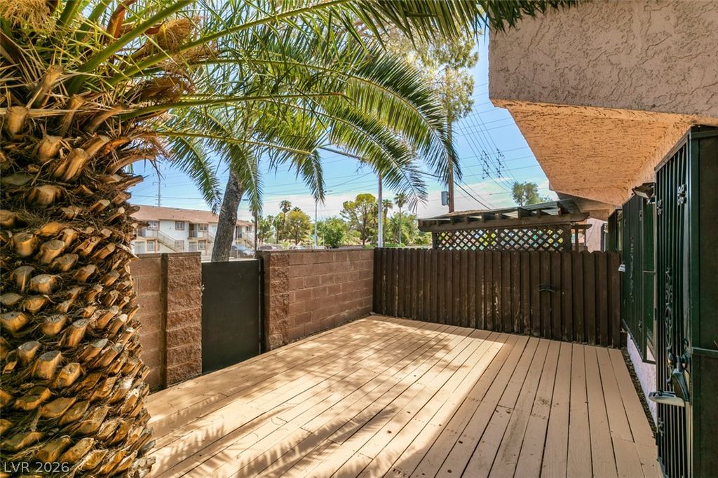 4375 SPENCER Street, Las Vegas, NV 89119 — photo 5