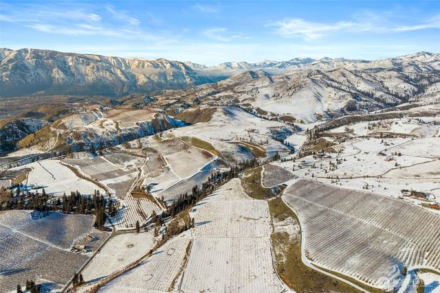 565 Boyd Loop Rd, Manson, WA 98831