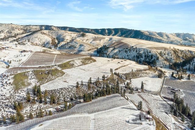 565 Boyd Loop Rd, Manson, WA 98831