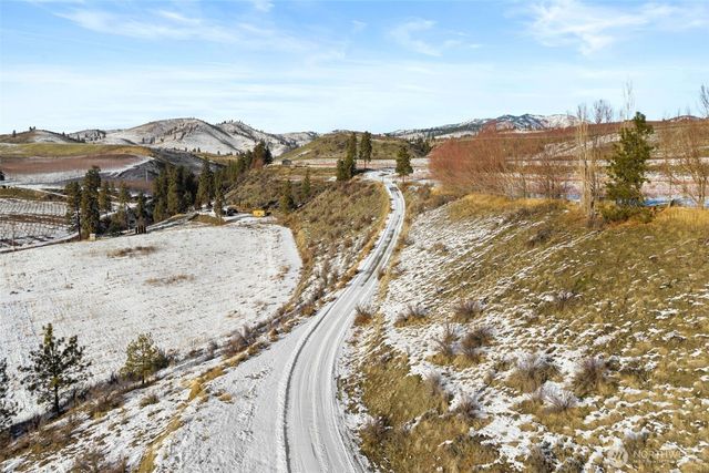 565 Boyd Loop Rd, Manson, WA 98831