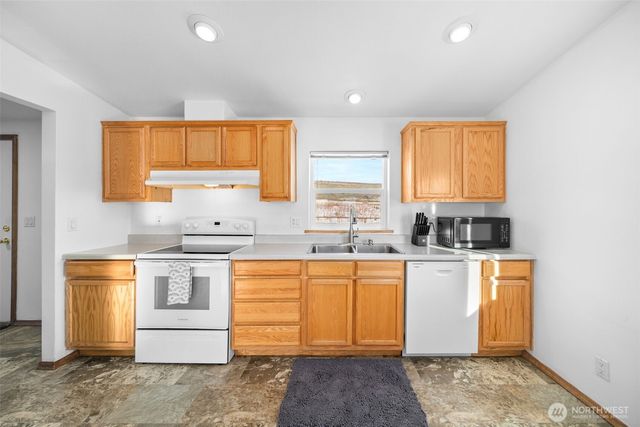 565 Boyd Loop Rd, Manson, WA 98831