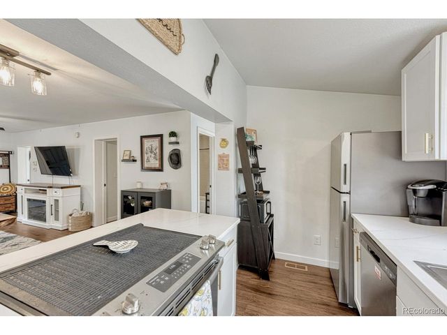 705 N Corona St, Colorado Springs, CO 80903