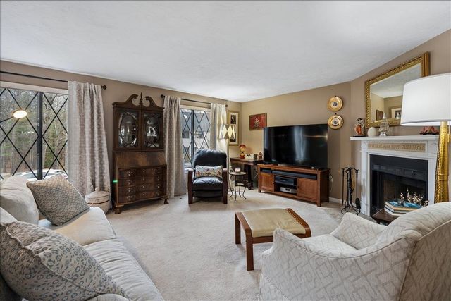20 Vanden Road, Merrimack, NH 03054
