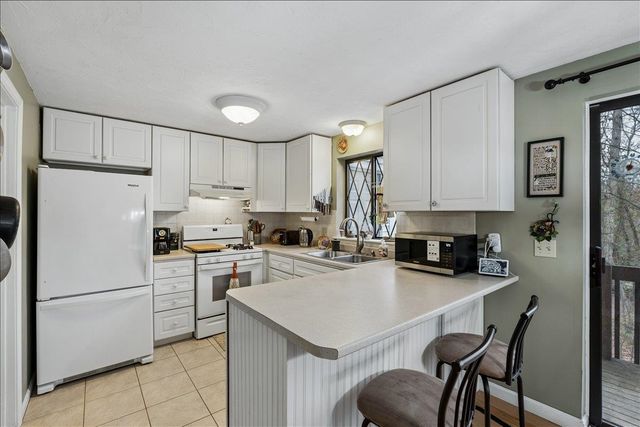 20 Vanden Road, Merrimack, NH 03054