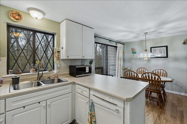 20 Vanden Road, Merrimack, NH 03054