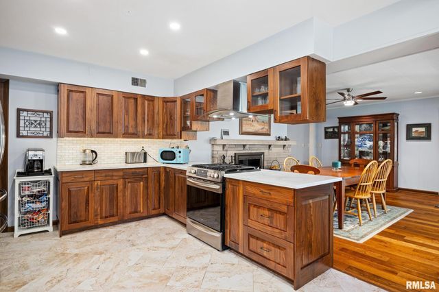 505 W MERLE Lane, Peoria, IL 61604