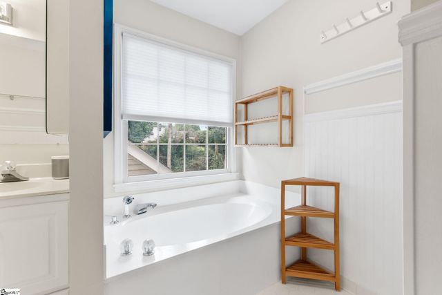 210 Cross Field Road, Greenville, SC 29607