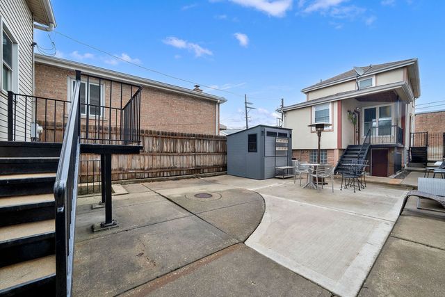 3841 S Lowe Avenue, Chicago, IL 60609