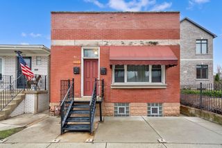 3841 S Lowe Avenue, Chicago, IL 60609