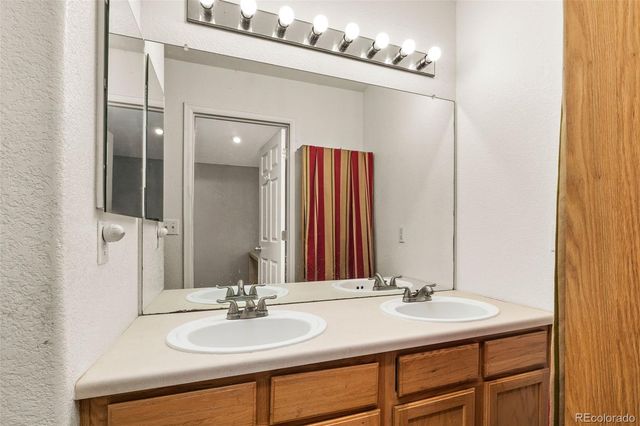 729 Mathews Circle, Erie, CO 80516